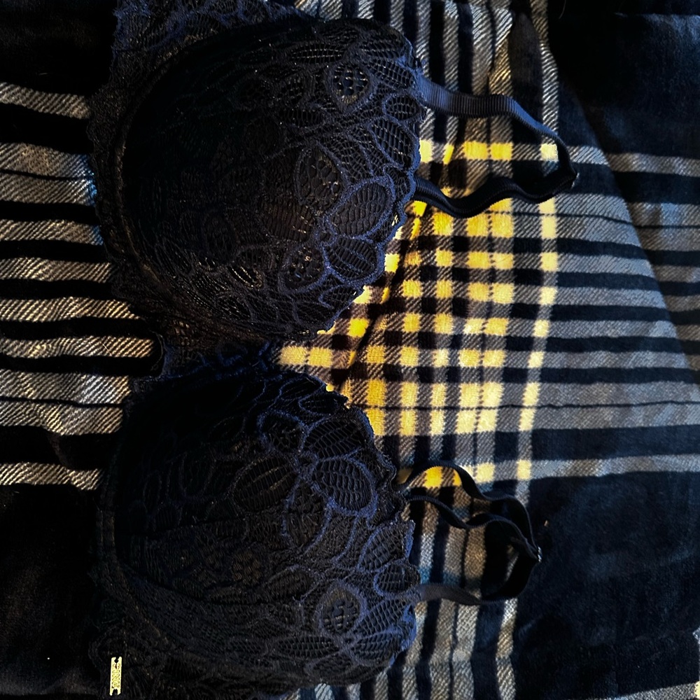 Victoria's Secret Midnight Lace Bra
